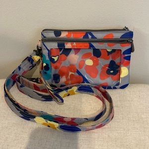 Lug peekaboo crossbody/wristlet